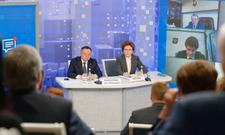 Министр строительства и ЖКХ РФ ответил на вопросы в рамках «Парламентского диалога» в Совете Федерации